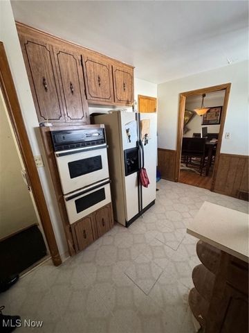 9717 David Road, Garfield Heights, OH 44125