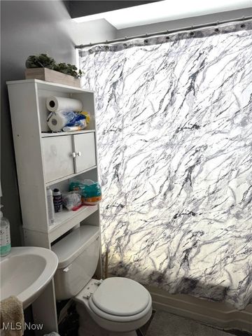 9717 David Road, Garfield Heights, OH 44125