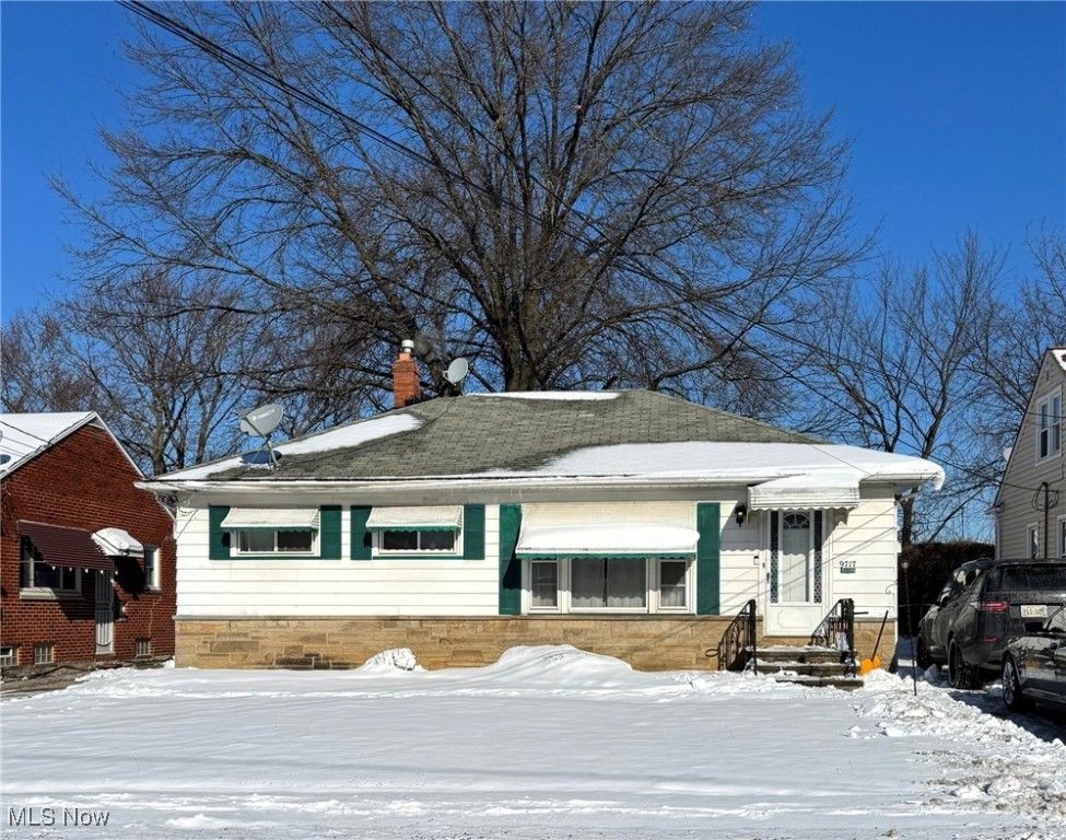 9717 David Road, Garfield Heights, OH 44125