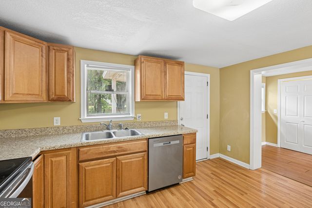 904 Sherman Avenue, Savannah, GA 31405