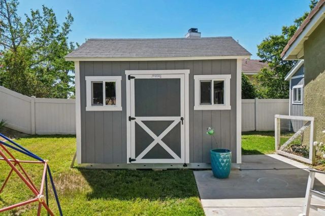 1602 Tonia Court, Riverside, CA 92506