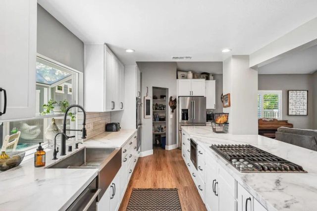 1602 Tonia Court, Riverside, CA 92506