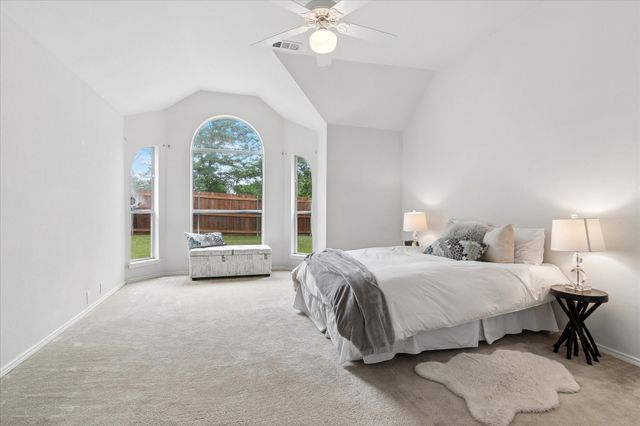 3711 Palmetto Court, Denton, TX 76210