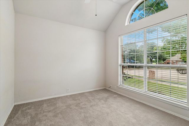 3711 Palmetto Court, Denton, TX 76210