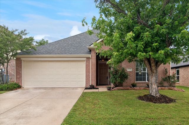 3711 Palmetto Court, Denton, TX 76210