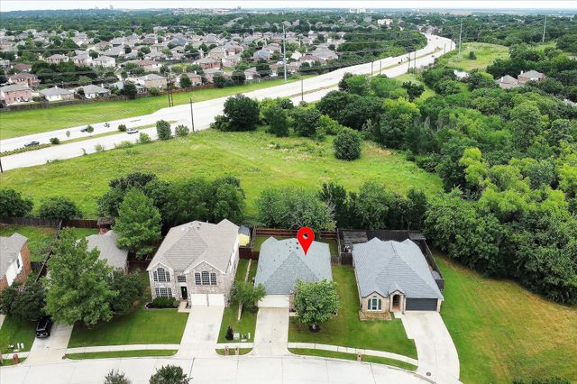 3711 Palmetto Court, Denton, TX 76210