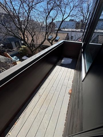 8 Valentine St 8, Cambridge, MA 02139