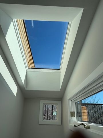 8 Valentine St 8, Cambridge, MA 02139