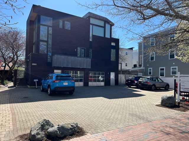 8 Valentine St 8, Cambridge, MA 02139