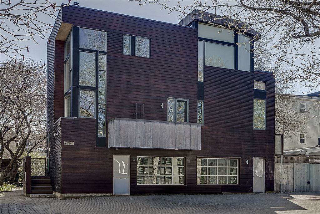 8 Valentine St 8, Cambridge, MA 02139