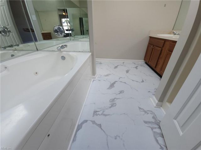3929 Terrywood DR, Virginia Beach, VA 23456