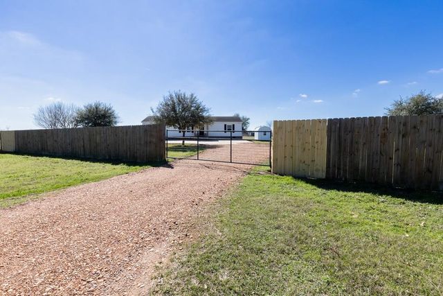 2201 Lauren Lane, Sealy, TX 77474