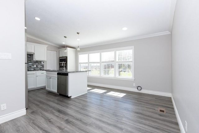 2201 Lauren Lane, Sealy, TX 77474