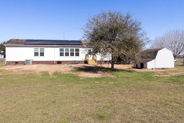 2201 Lauren Lane, Sealy, TX 77474