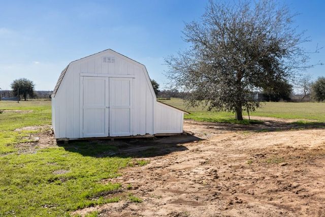 2201 Lauren Lane, Sealy, TX 77474