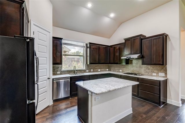 3016 Columbus LOOP, Round Rock, TX 78665