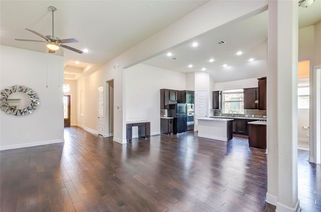 3016 Columbus LOOP, Round Rock, TX 78665