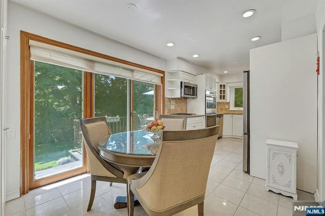 10 Shaw Road, Woodcliff Lake, NJ 07677