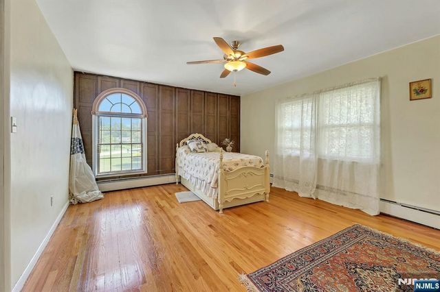 10 Shaw Road, Woodcliff Lake, NJ 07677