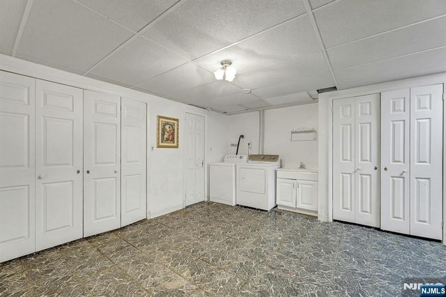10 Shaw Road, Woodcliff Lake, NJ 07677