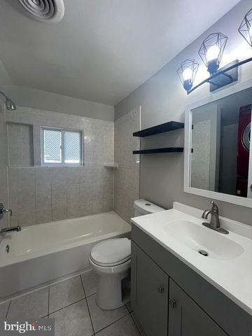 1716 KEOKEE ST, Hyattsville, MD 20783