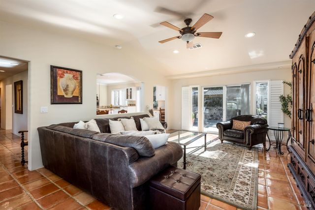 3200 Twin Oaks Dr, Napa, CA 94558