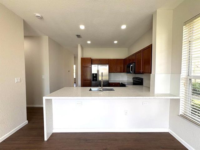 3245 NW 31st Terrace, Oakland Park, FL 33309