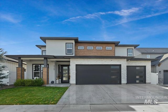 8749 W Suttle Lake Dr, Boise, ID 83714