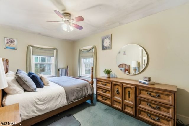 1142 Stasia St, Teaneck Twp., NJ 07666