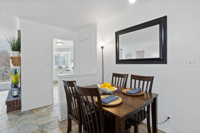 2381 Pagel Road, Mendota Heights, MN 55120