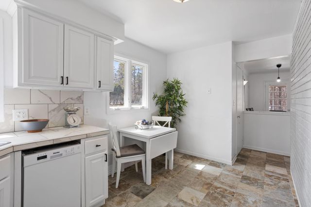 2381 Pagel Road, Mendota Heights, MN 55120