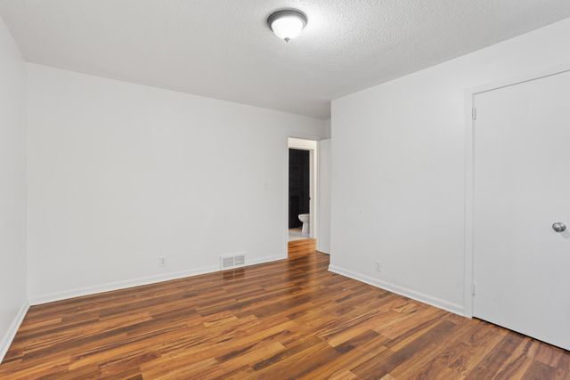 2381 Pagel Road, Mendota Heights, MN 55120