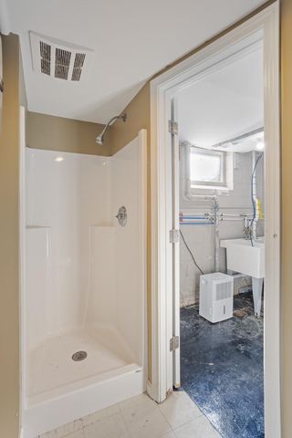 2381 Pagel Road, Mendota Heights, MN 55120