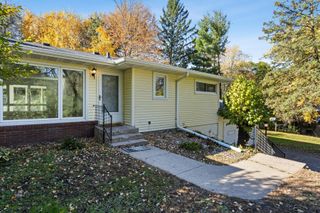 2381 Pagel Road, Mendota Heights, MN 55120