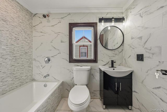 118-27 201st Street, Saint Albans, NY 11412