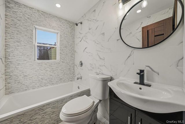 118-27 201st Street, Saint Albans, NY 11412