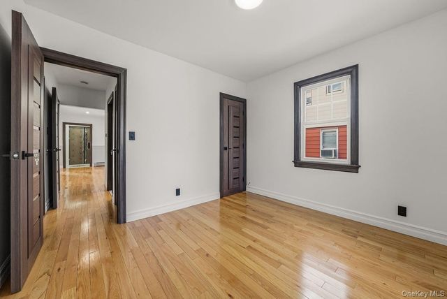 118-27 201st Street, Saint Albans, NY 11412