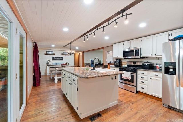601 Valley Drive, Heber Springs, AR 72543