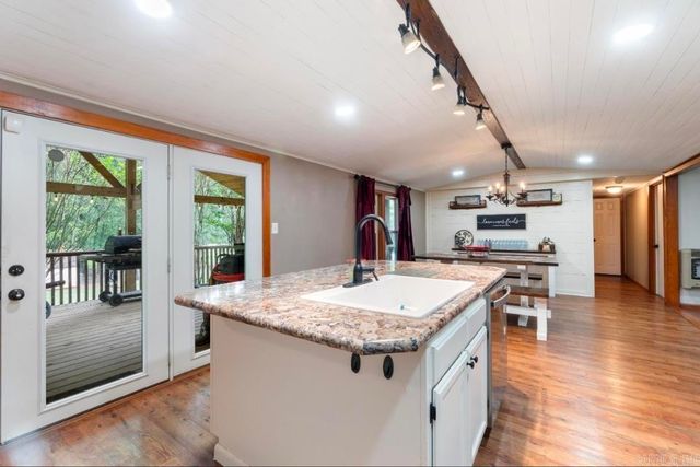 601 Valley Drive, Heber Springs, AR 72543
