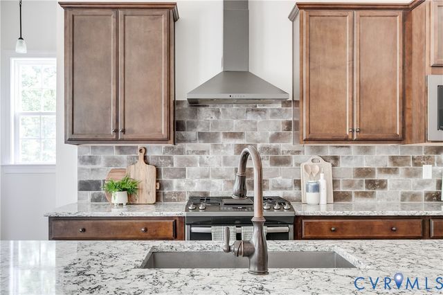 2512 Channelmark Ct, Chester, VA 23836