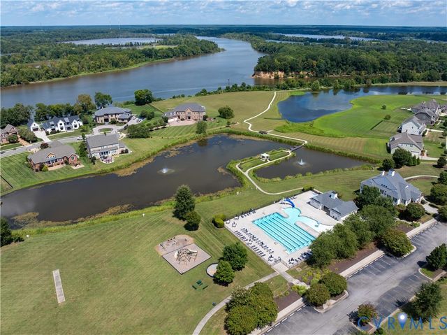 2512 Channelmark Ct, Chester, VA 23836