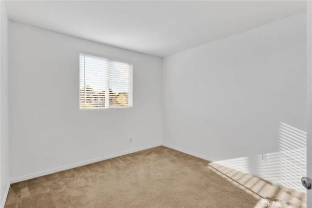 13816 Grant, Oak Hills, CA 92344