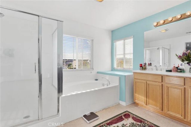 13816 Grant, Oak Hills, CA 92344