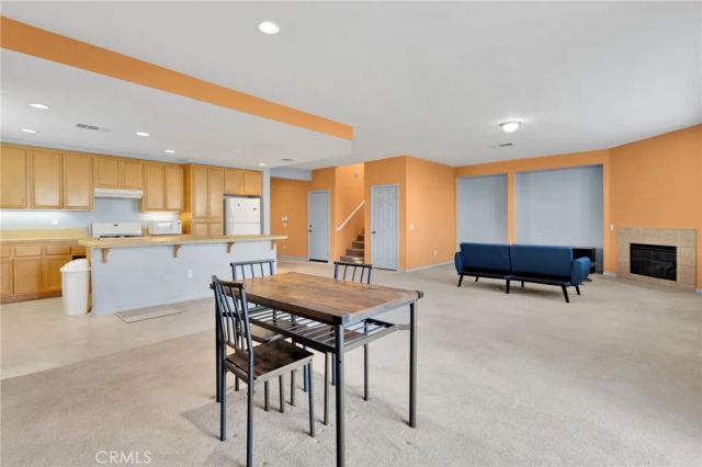 13816 Grant, Oak Hills, CA 92344