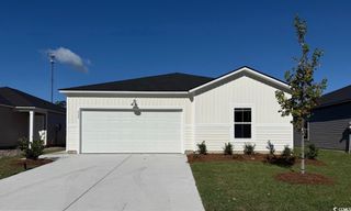 820 Wapama St., Little River, SC 29566