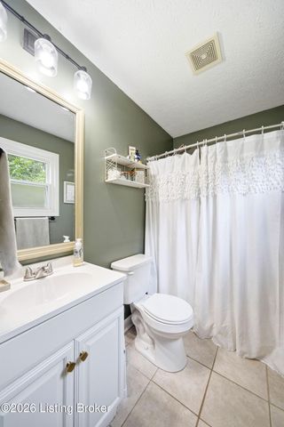 328 Deer Park Way, Mt Washington, KY 40047