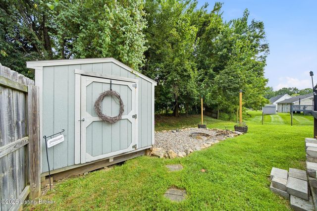 328 Deer Park Way, Mt Washington, KY 40047
