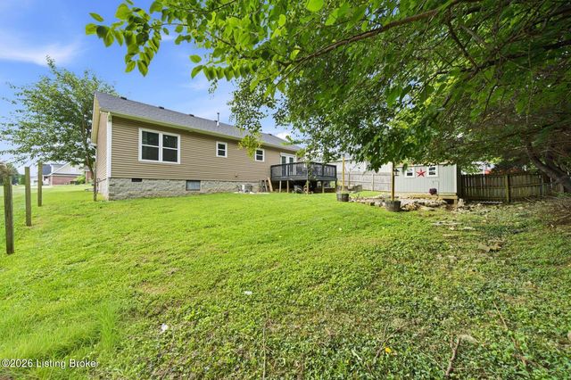 328 Deer Park Way, Mt Washington, KY 40047
