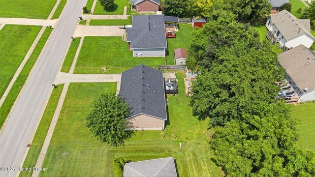 328 Deer Park Way, Mt Washington, KY 40047