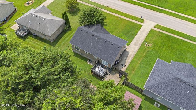 328 Deer Park Way, Mt Washington, KY 40047